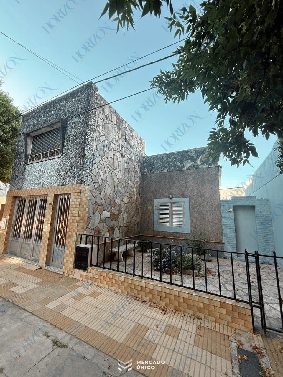 Casa en Jardín Mayoraz, Lavaisse al 2900